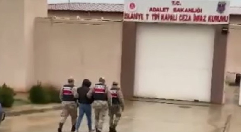 4 kilo esrar ile 201 bin adet uyuşturucu hap ele geçirildi