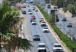 4 kişiye bir araba düşüyor