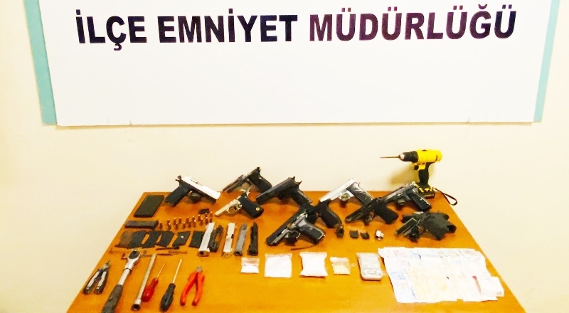 4 şüpheli yakalanıp gözaltına alındı