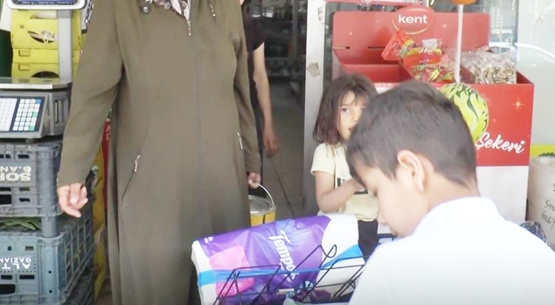 40 bin aileye 15 milyon liralık "Bakkal Çeki" dağıtıldı