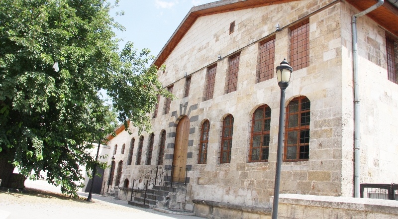 40 yıl sonra ibadete açılan Sinagog, kütüphaneye çevriliyor