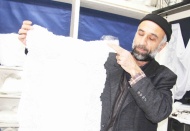 40 yıldır yaptığı nakışlarla genç kızların çeyizini süslüyor