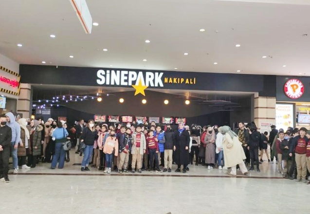 5 bin öğrenciye ücretsiz sinema keyfi