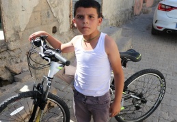 5 gün sonra bulunan 10 yaşındaki çocuğa bisiklet sürprizi
