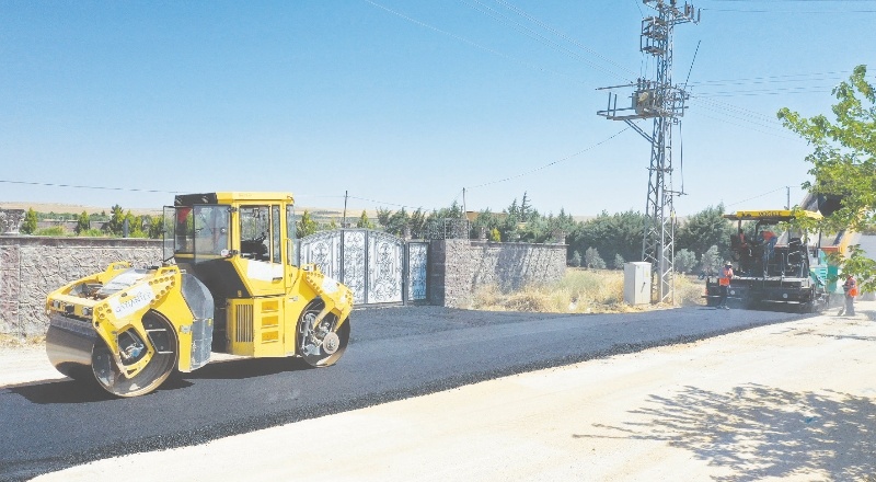 5 köyü birbirine bağlayan yol asfaltlanıyor
