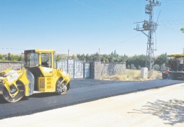 5 köyü birbirine bağlayan yol asfaltlanıyor