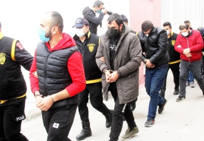 5 milyonluk araç çaldılar