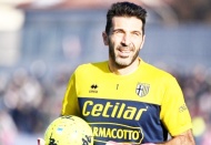 500 maçta tek gol yemedi