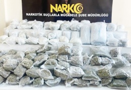59 kilo skunk maddesi ele geçirildi