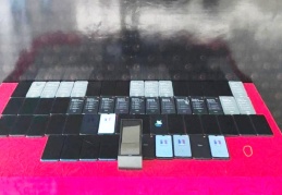 59 tane kaçak telefon ele geçirildi