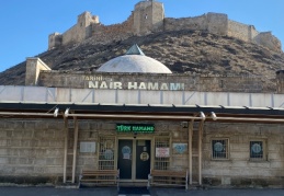 600 yıllık tarihi hamam, depremi  hasarsız atlattı