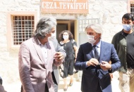61 yıllık cezaevi, halk kütüphanesi oldu