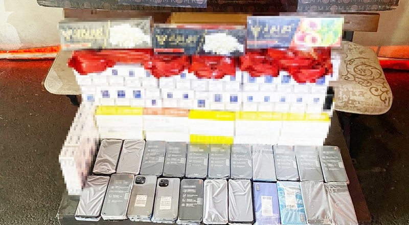 66 tane kaçak cep telefonu ele geçirildi