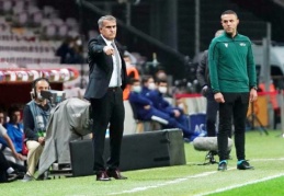 67 maçta 32 galibiyet, 19 beraberlik ve 16 yenilgi