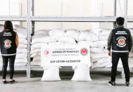 700 bin lira değerinde kaçak iç fıstık ele geçirildi