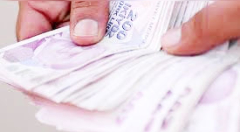 700 bini aşkın kamu işçisinin 13 günlük ilave tediyeleri bugün hesaplara yatırılacak
