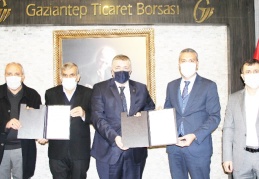 75 adet tablet bilgisayar Milli Eğitim Müdürlüğü’ne verildi