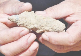 8 bin 500 yıllık el aleti bulundu