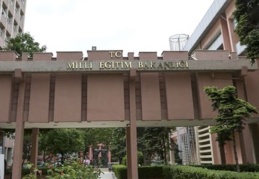 81 il milli eğitim müdürünün 77'si erkek