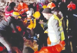 87 saat sonra 13 yaşında bir kız çocuğu kurtarıldı