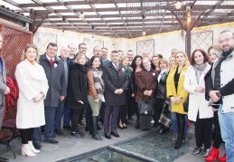 90 öğrenciye eğitim bursu devam ediyor