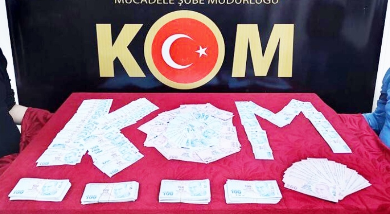 981 adet sahte 100 ve 200 liralık banknotlar ele geçirildi