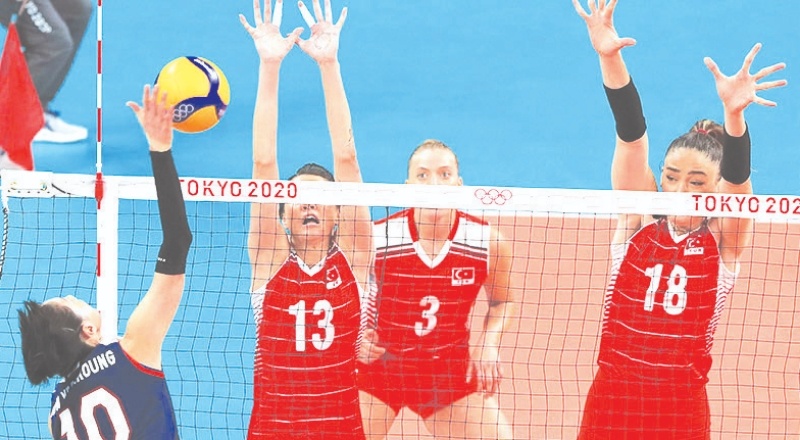 A Milli Kadın Voleybol Takımı yarı final kapısından döndü