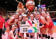 A Milli Kadın Voleybol Takımı’nın başarısı gururlandırdı