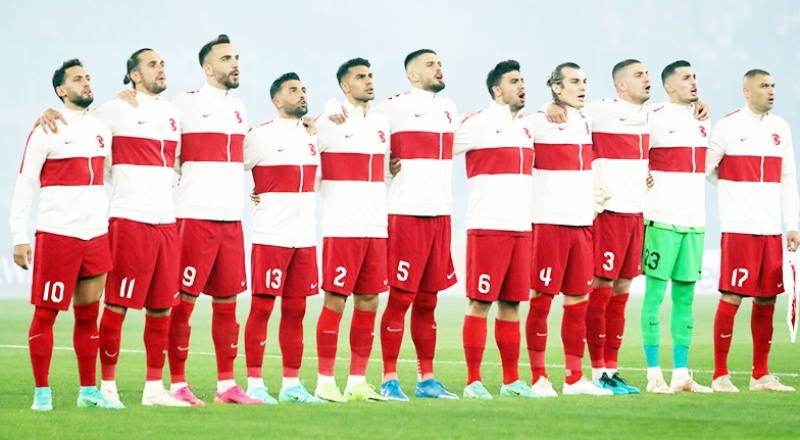 A Milli Takım'ın 2022 Dünya Kupası Elemeleri play-off maçının biletleri tükendi