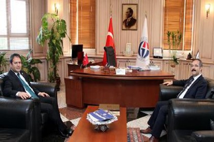 AB Bakan Yardımcısı Şahin: &#8220;Biz her konuda rektör Gür&#8217;ün arkasındayız&#8221;