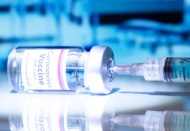 AB, İngiltere'ye Covid-19 aşı ihracatını durdurabilir