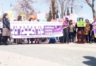 AB, kadın örgütlerinin kadına yönelik şiddetin ortadan kaldırılmasına yönelik mücadelesini destekliyor