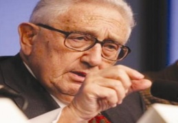 ABD eski Dışişleri Bakanı Kissinger’dan uyarı