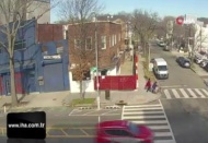 ABD'de bir bina aniden çöktü