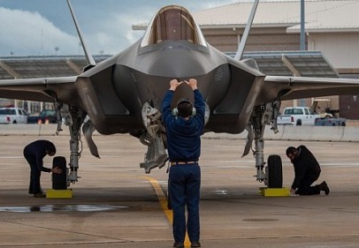 ABD'de F-35 eğitimi alan pilotlar dönüyor