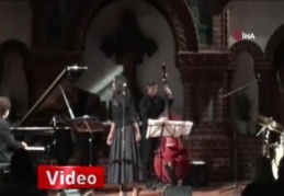 ABD'li ünlü sanatçı Müslüman oldu