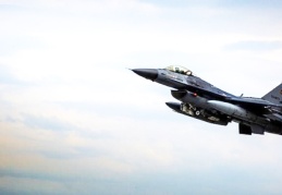 ABD’nin Türkiye’ye F-16 satışına karşı önerge