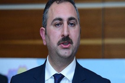 Abdülhamit Gül, Adalet Bakanı oldu