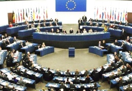 AB'nin 7,9 milyar Euro'luk savunma fonu kabul edildi