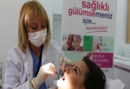 Abur cubur tüketimi azaltılarak dengeli beslenmeye dikkat edilmeli