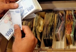 Açık, 5 milyar 885 milyon dolar