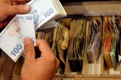 Açık, 5 milyar 885 milyon dolar