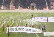 ”Açız, üşüyoruz, çaremiz sizsiniz’’