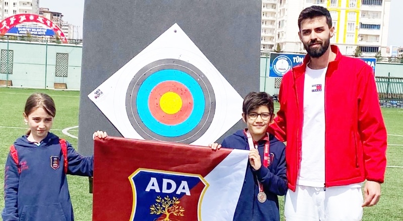 Ada Koleji 4. sınıf öğrencisi Kayra Tuna Özkanad, il 2'ncisi oldu