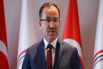 Adalet Bakanı Bozdağ: Gözaltına alınan milletvekilleri hukuku tanımamışlardır
