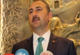 Adalet Bakanı Gül, Adliye’yi ziyaret etti