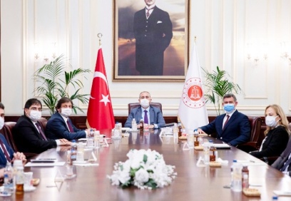 Adalet Bakanı Gül, Türkiye Barolar Birliği Başkanı Feyzioğlu ile görüştü