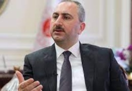 Adalet Bakanı Gül: Türkiye'de artık darbe anayasasına son vermenin vakti gelmiştir