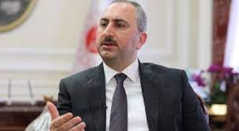 Adalet Bakanı Gül: Türkiye'de artık darbe anayasasına son vermenin vakti gelmiştir