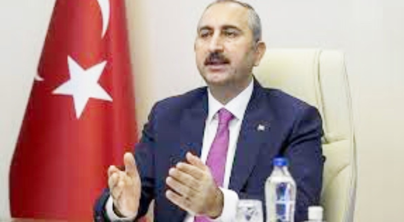 Adalet Bakanı Gül: WhatsApp'ın zorunlu güncellemesi çifte standarttır